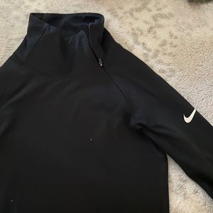 Nike top